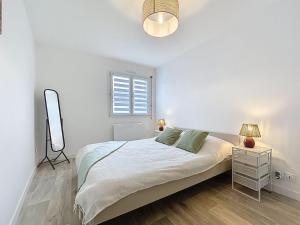 Apartment Le Cabestan-2 by Interhome