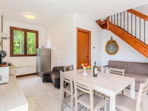 Apartment Borgo Castello-9 by Interhome