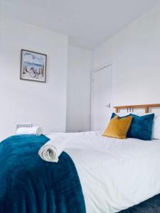 The Tewkesbury Modern Retreat Sleeps 7