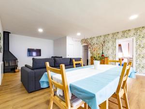 Holiday Home La Isla by Interhome