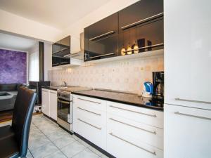 Apartment Zora-4 by Interhome