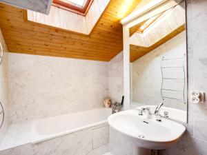 Apartment Bel Alp-1 by Interhome