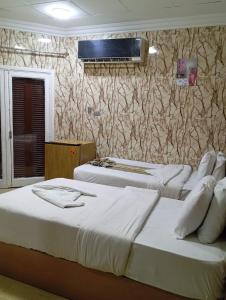 Cairo Hotel فندق القاهرة