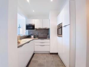 Apartment Le Golf by Interhome