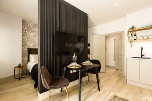 Apartment Three Pelican House