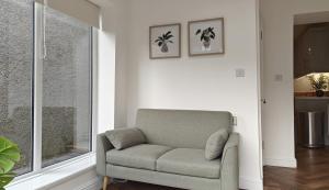 3 Bed in Mumbles oc-t34004