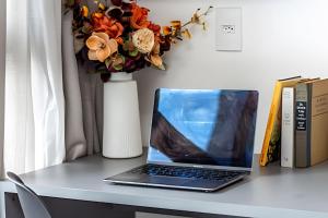 Av.Paulista | Calçada Metrô | Academia + Piscina