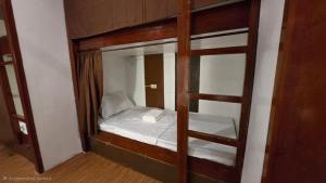 Aurora Hostel Inn