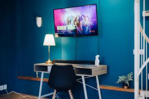 Exclusive 2 floor design studio