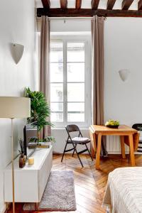 Palais Royal & Louvre - 1BR - Paris Vacation Rentals