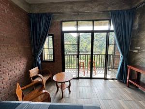 pilokhillhouse บ้านอีต่องเหมืองปิล็อก