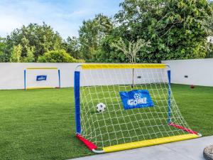 Holiday Home Zlatne NiTi by Interhome