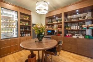 Cour des Loges Lyon, A Radisson Collection Hotel