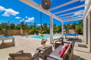 Villa Ionio Deste by Villa Plus