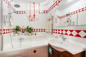 Giulia Vatican House