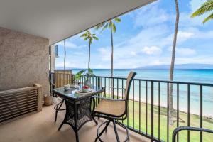 Papakea A306 · Papakea A306 Remodel Oceanfront Studio Getaway