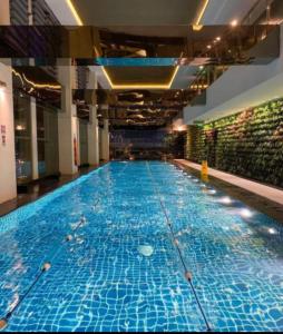 New! Cozy 1 Bedroom with Balcony - Couples Staycation in Makati PH