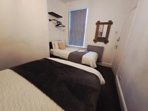 Room 2 Shared house in Kensington