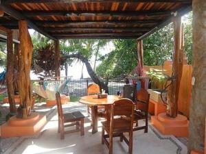 Samara Tree House Inn Unit 4