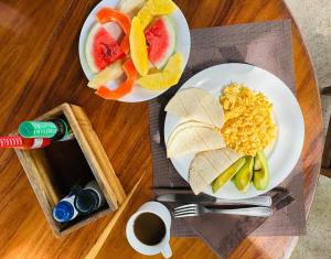 Samara Tree House Inn Unit 4