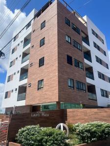 Aparamento mobiliado, 01 quarto, 4 pessoas, 8 min da praia