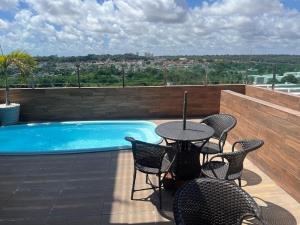 Aparamento mobiliado, 01 quarto, 4 pessoas, 8 min da praia