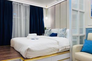 Nue Haven City Center Couple Suite with Parking and Balcony