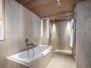 Appartement haut de gamme, 2 suites, accès Bien-Être - FR-1-830-19