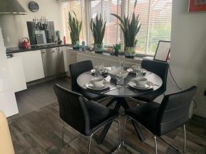 Amsterdam Countryside met Airco ,Geweldig uitzicht, luxe keuken,wasmachine,droger,gratis fietsen