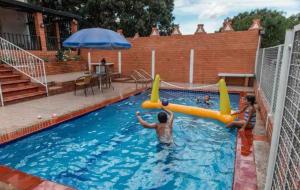 Los Pinos Casa de Campo