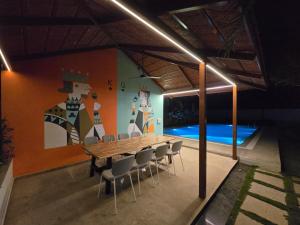 Nyra Luxuria -nature feels like home