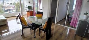 2F Cómodo Departamento Quito