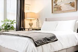 1BR Valentines Getaway 10m to Bricktown #03B