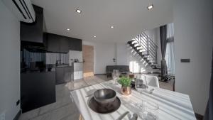 九雅集 The Nine Refined Retreats