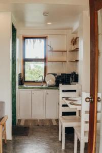 Central Loft 2-3 mins away from Surf Spots