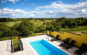 Cozy Home In Kapela With Sauna