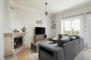 Mar e Golfe - Pool with golf view by HD