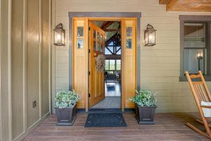 Morning Glow - Luxury Mountain Cabin in Blue Ridge