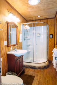 Charming Log Cabin Rental for a Group Getaway in Shenandoah, Virginia