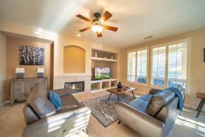 Rancho Mirage Gem - Private pool fireplace more