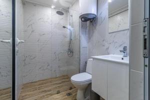 20th Residence Studio 2