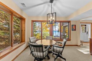 Beech Tree Lodge on Glen Lake in Beautiful Northern Michigan - Minutes from the Sleeping Bear Dunes