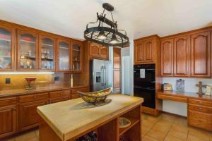 Fallbrook Vineyard Estate