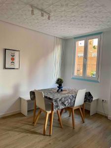 Modern Centric Apartment