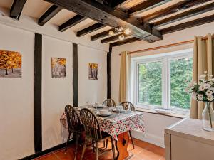 2 Bed in Machynlleth 93079