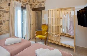 Villa Voritsi with Jacuzzi & Sauna