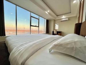 itten plaza blue
