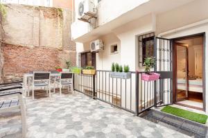 Comfortable Apt In The Center