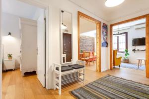 Comfortable Apt In The Center