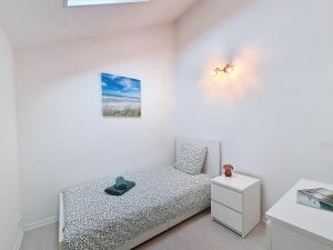CAP SURF, Superbe Duplex, WIFI, 5 min à pied du centre ville